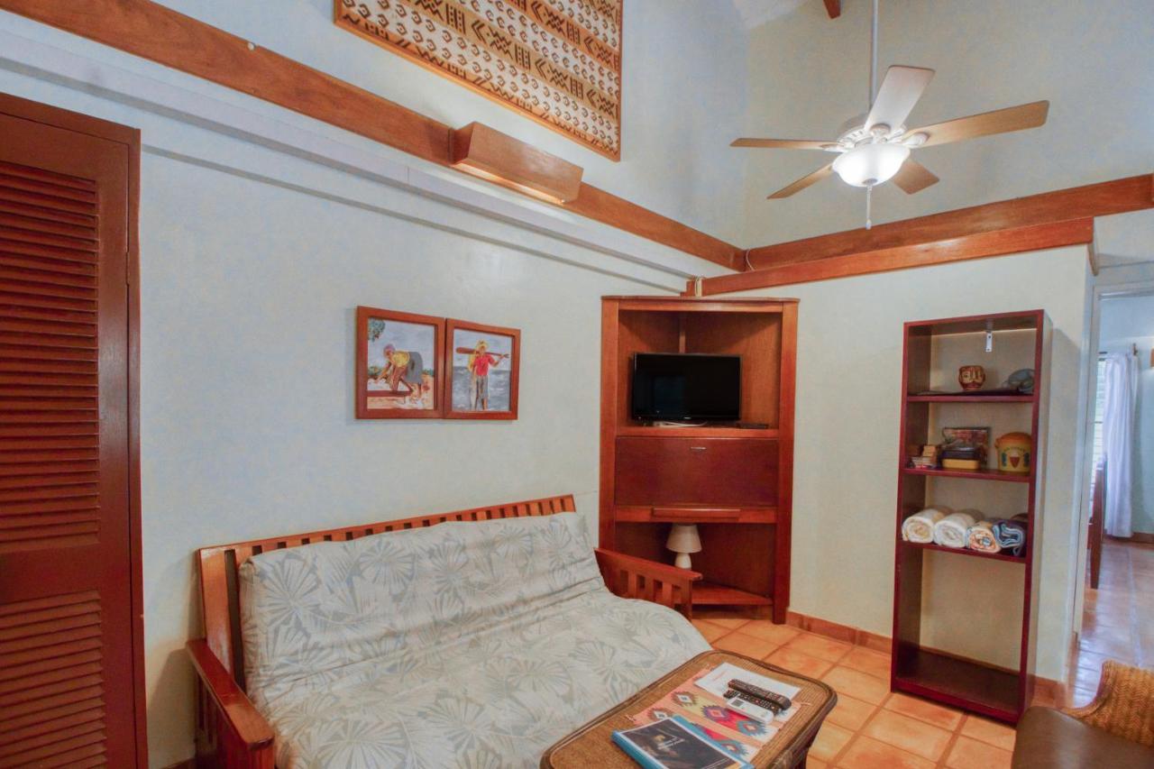 Condo #27 @ Beachside Villas Дангрига Екстер'єр фото